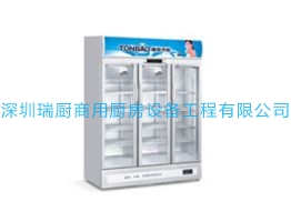 三玻璃門(mén)展示柜