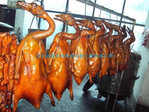 制作廣式烤鴨的簡要過程 制作廣式烤鴨的簡要過程