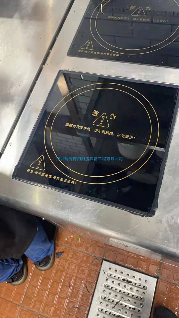 電磁煲仔爐微晶玻璃的厚度是多少？可以更換？